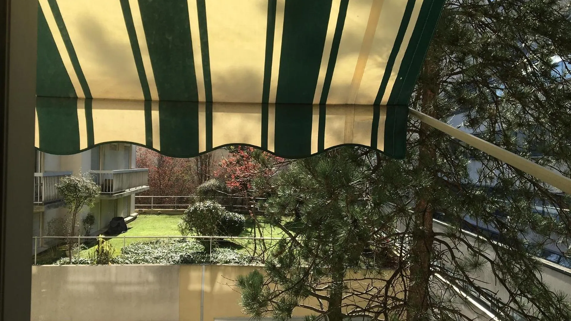 Apartament Cosy Et Arty Paryż Francja